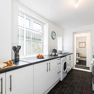 https://vicarage-house-stockton-on-tees.yorkshirehotels.net