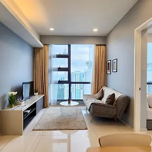 https://condo-with-unobstructed-view-of-the-city-skyline.kualalumpurs-hotels.com